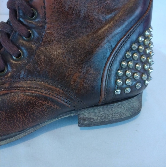 Steve Madden Brown Leather Studded Boots - Picture 5 of 13